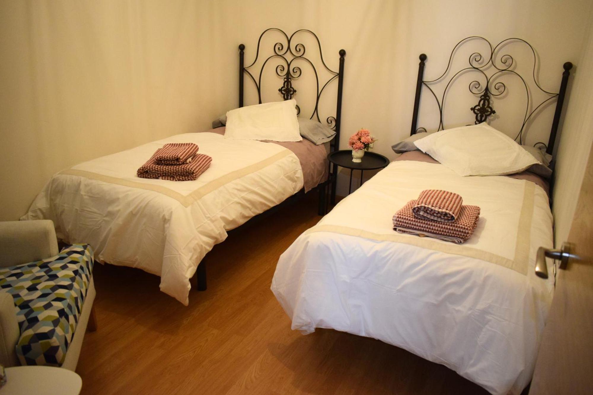 Piso Cercano Plaza San Cayetano En イエクラ エクステリア 写真